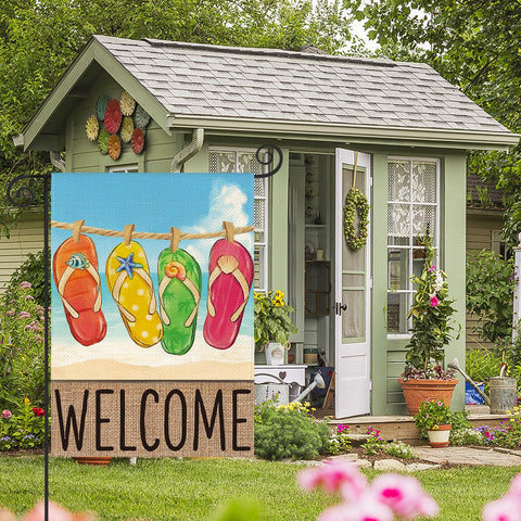 AVOIN colorlife Weather-resistant polyester flag withstands sun and breeze outdoors.
