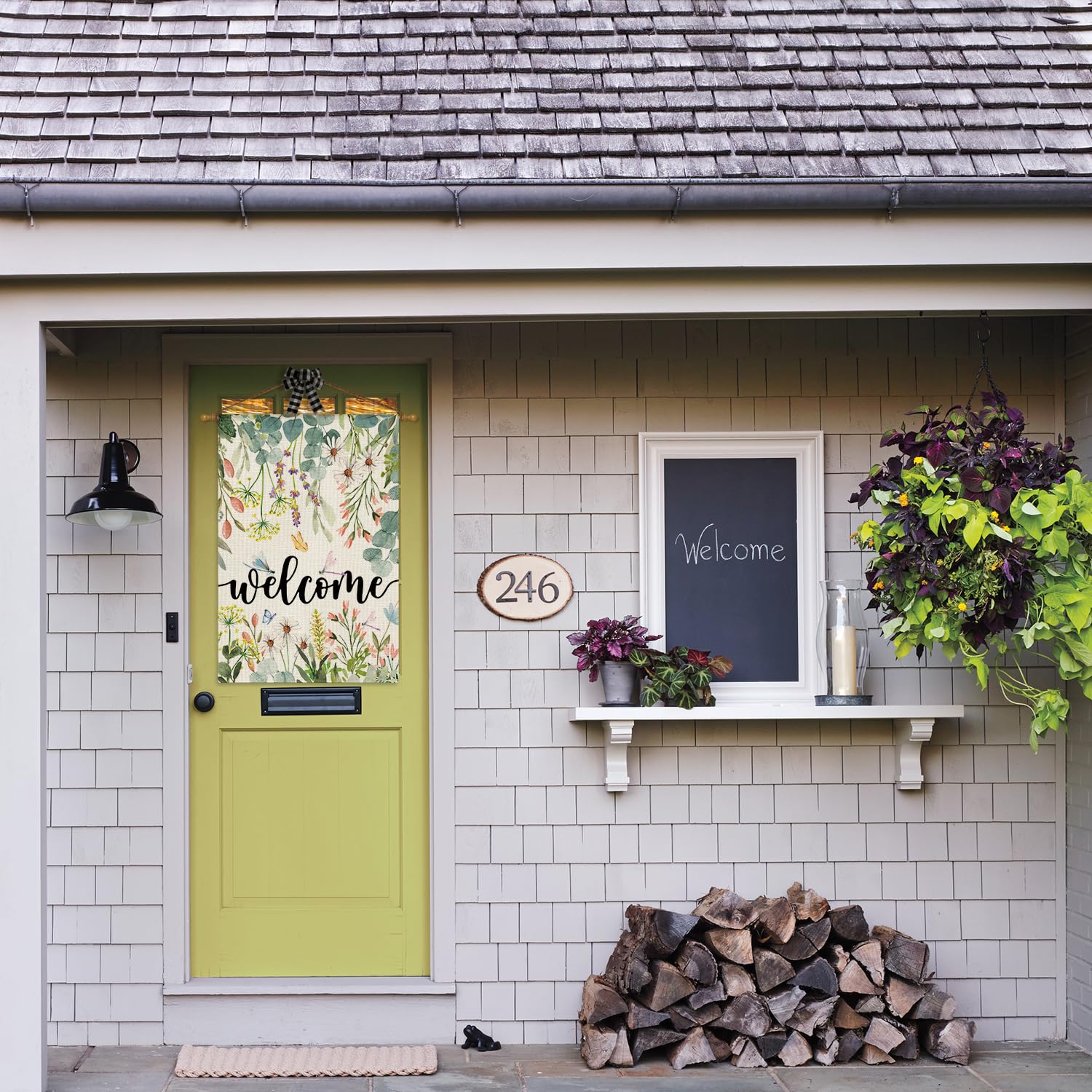AVOIN colorlife Weather-resistant polyester flag withstands outdoor use with vibrant daisies