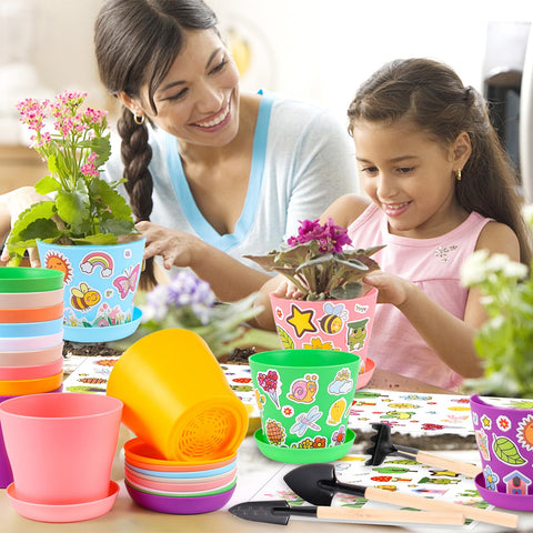 Aweyka 3D butterflies provide decorative touches for flower pots.