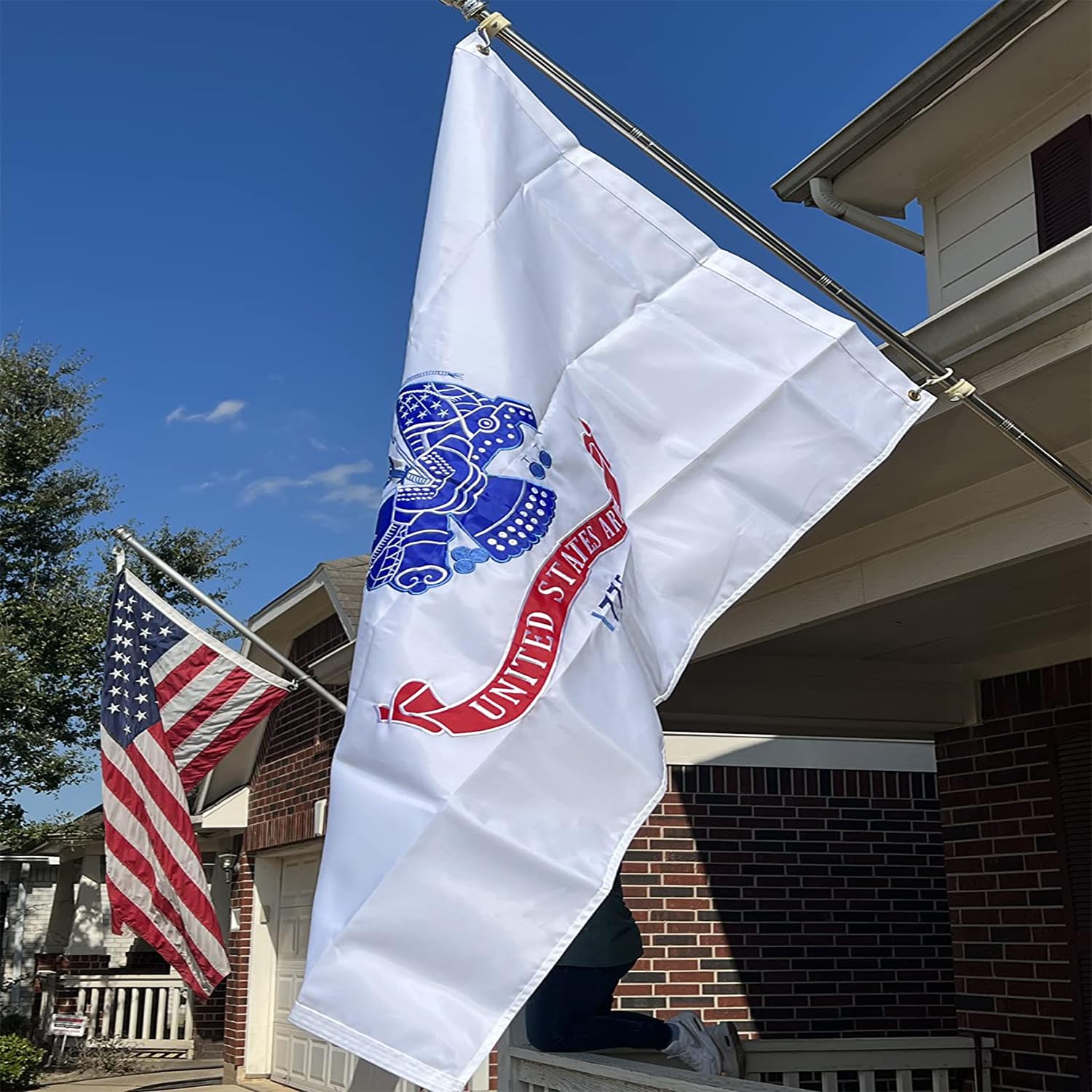 AXJBW all-weather US Army flag endures harsh conditions while remaining highly visible