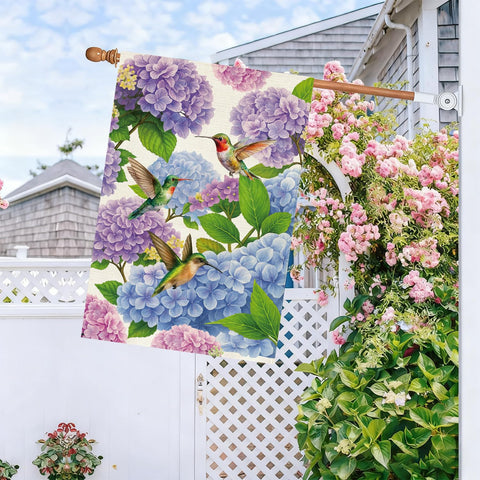 Baccessor burlap fabric texture, sturdy construction for outdoor durability.