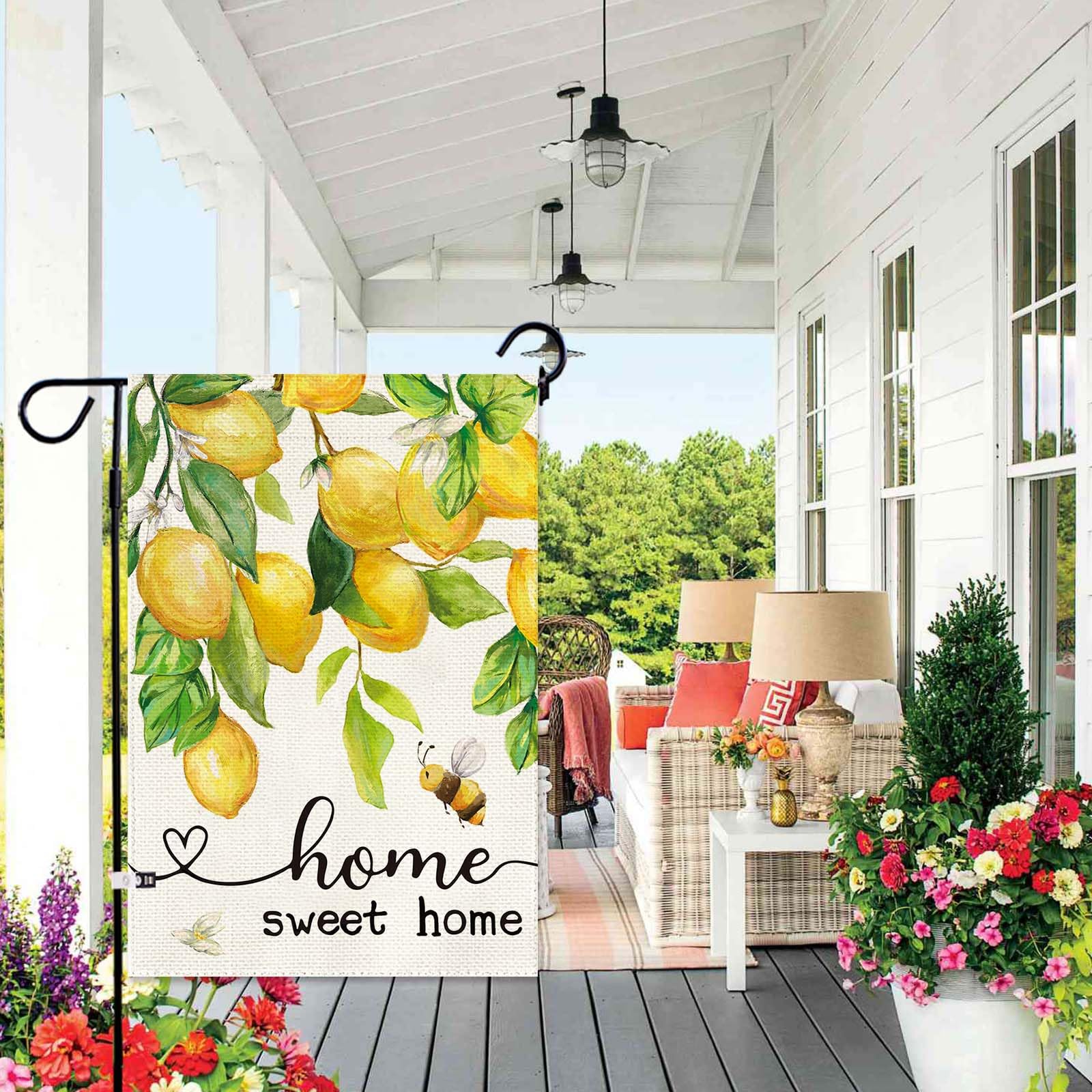 Baccessor burlap texture flag highlights warm, rustic charm in outdoor decor.