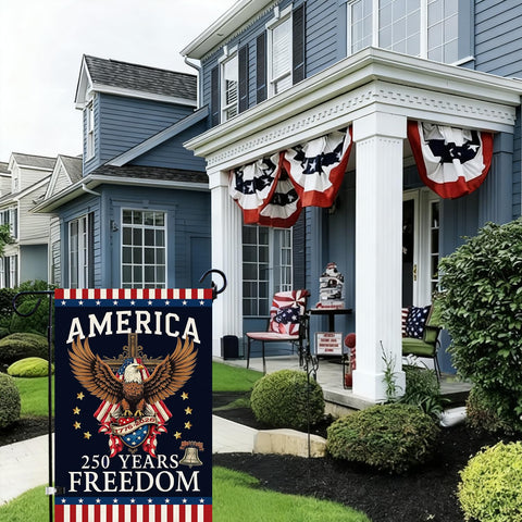 Baccessor double-sided USA print flag for clear visibility from all angles.