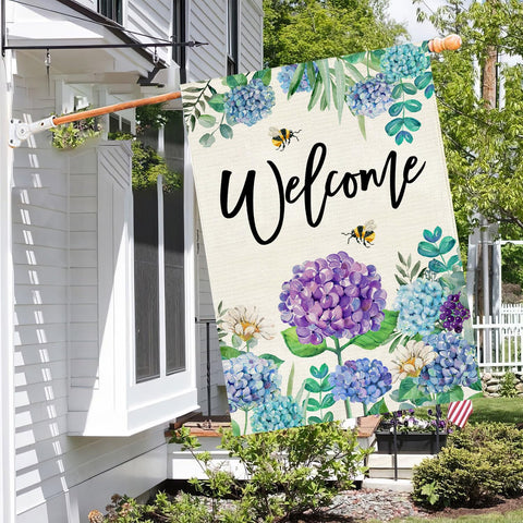 Baccessor Hydrangea garden flag close-up shows durable burlap fabric and color retention.