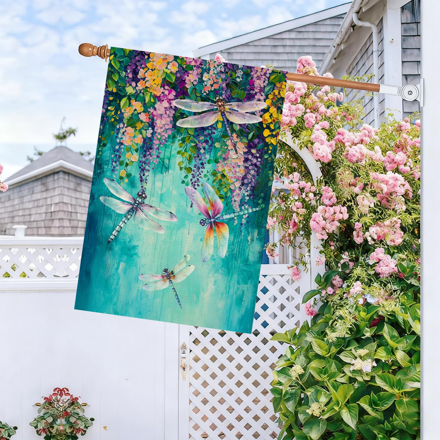 Baccessor Large porch flag 28x40, ideal for high visibility and seasonal decor.