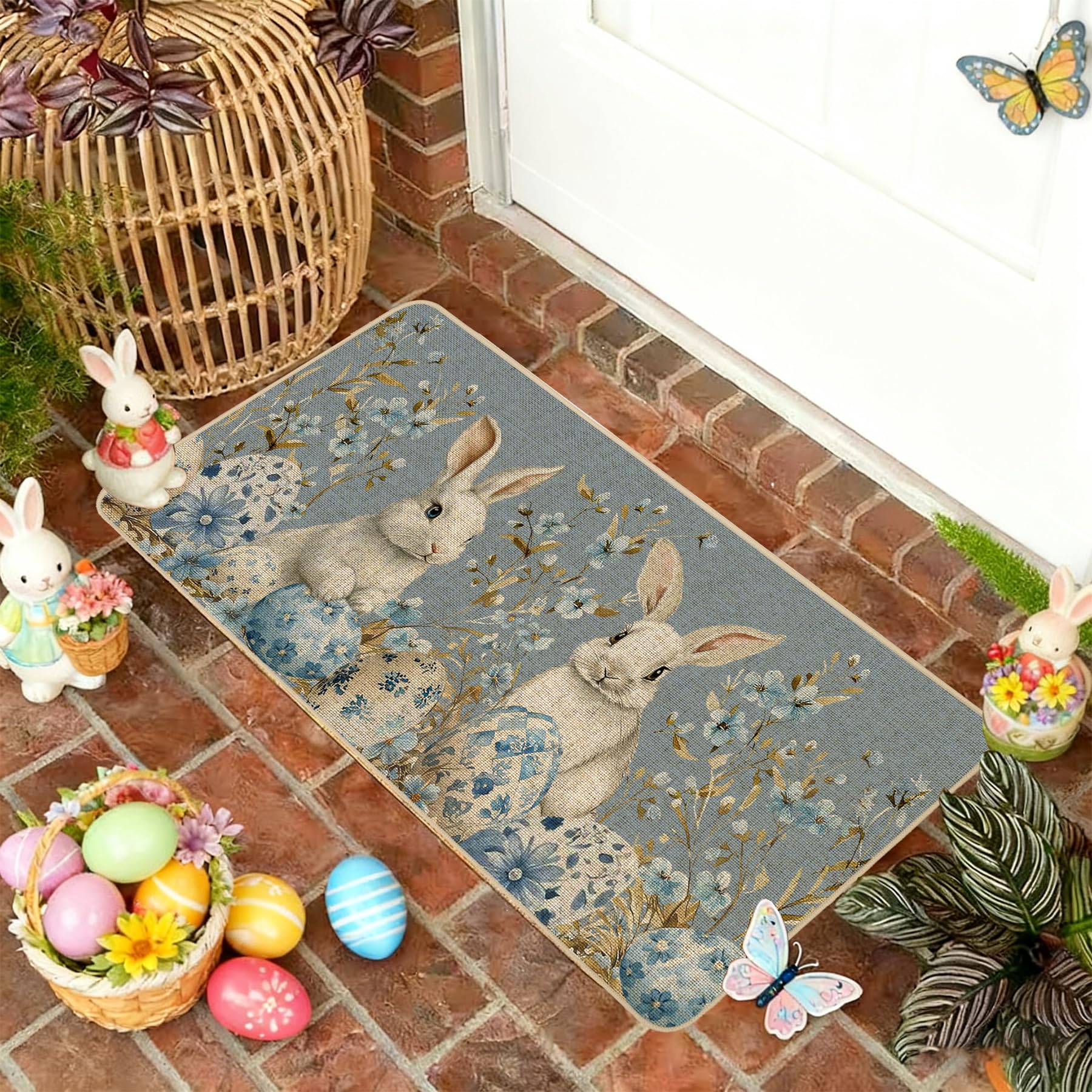 Baccessor non-slip rubber backing keeps the mat in place.