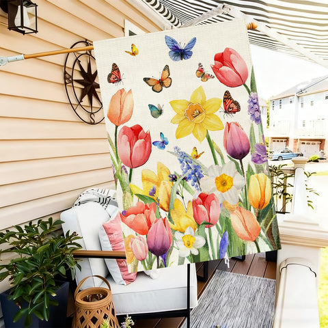 Baccessor Patio veranda flag adds warm welcome
