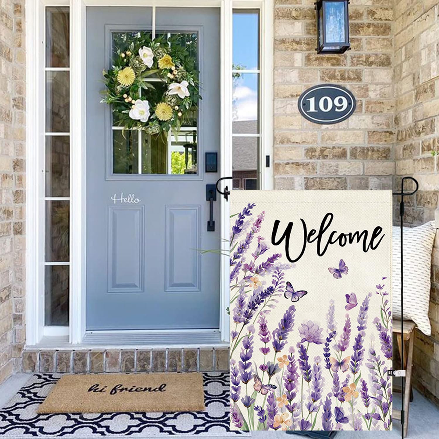 Baccessor Spring Lavender Welcome Flag back view reveals matching design for double-sided visibility.