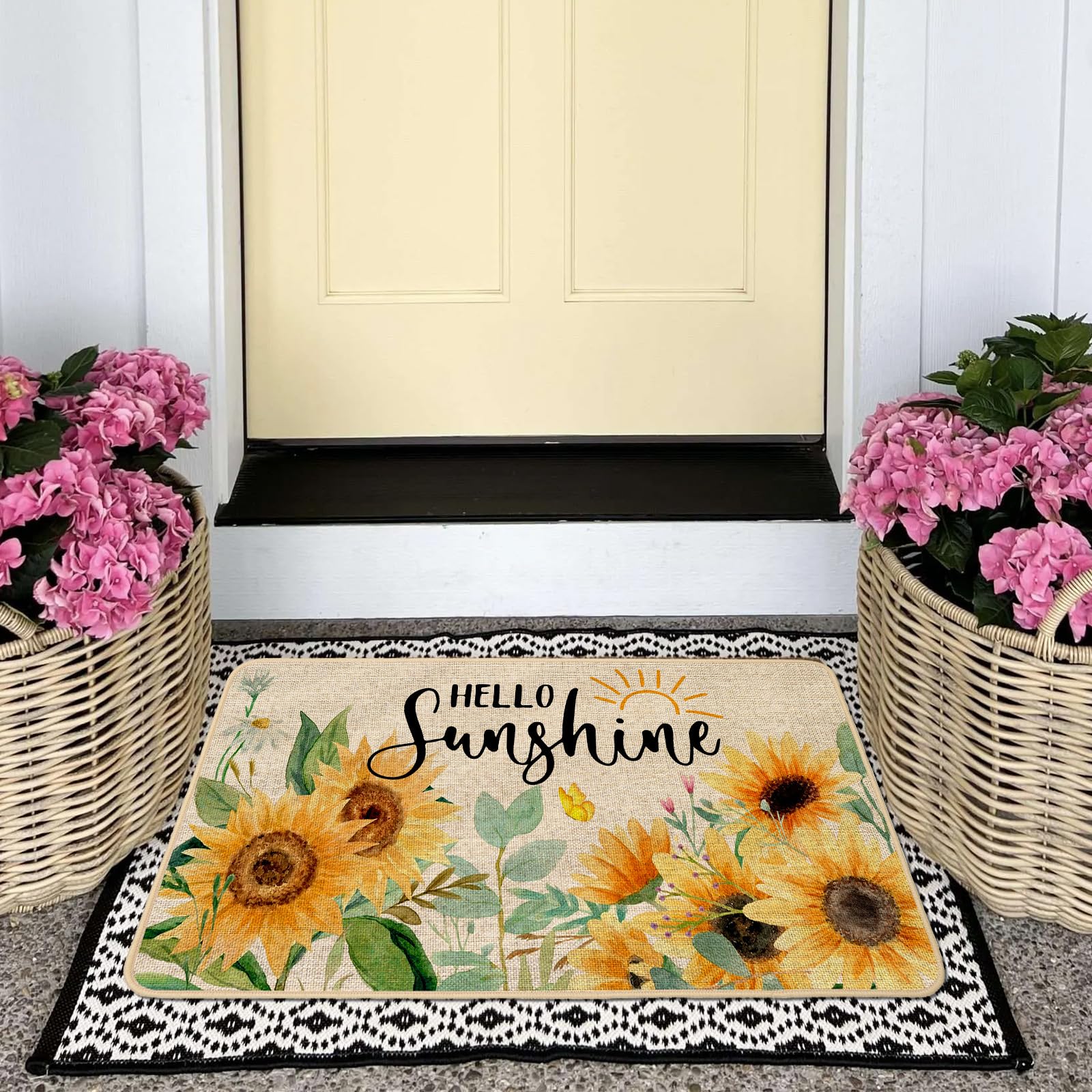 Baccessor sunflowers mat with non-slip backing keeps mat in place during rain.