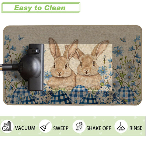 Baccessor 17 x 29 inch mat provides ample coverage for entryways.