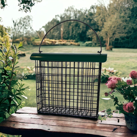 Backyard Essentials nesting-material holder adds seasonal versatility.