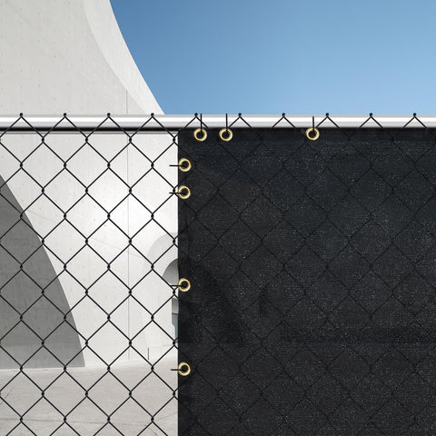 BADAO privacy screen 4x50 deployed for front yard privacy