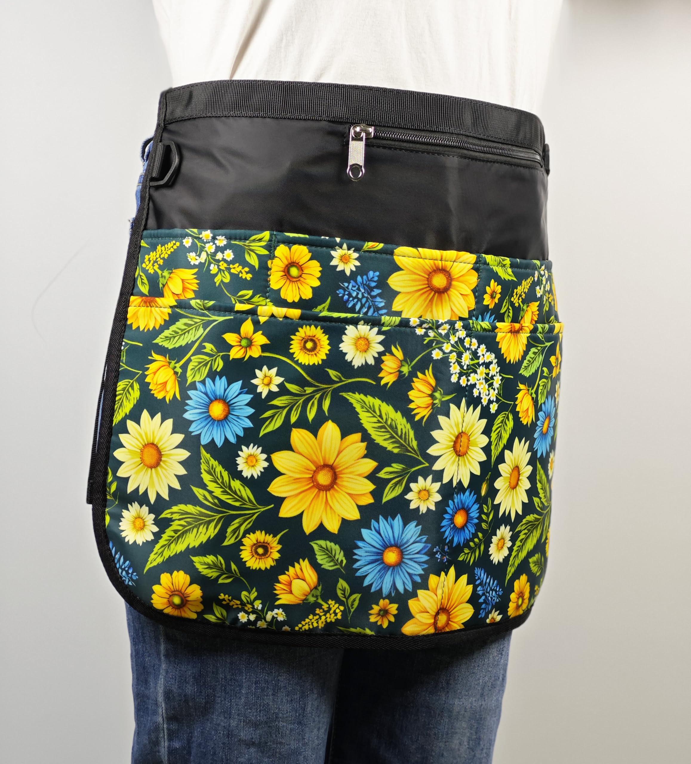 Bafelia adjustable waist belt fits 24 to 52 inches.