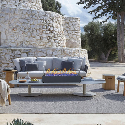 BAIDE HOME rain cover included protects the fire pit when not in use