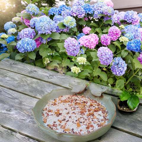 Bakayoyo outdoor bath doubles as a ground feeder and puddler.