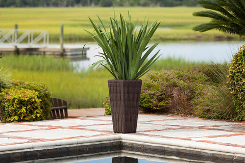 Balkene Home Alto Wicker Planter Set mocha packaging supports easy setup
