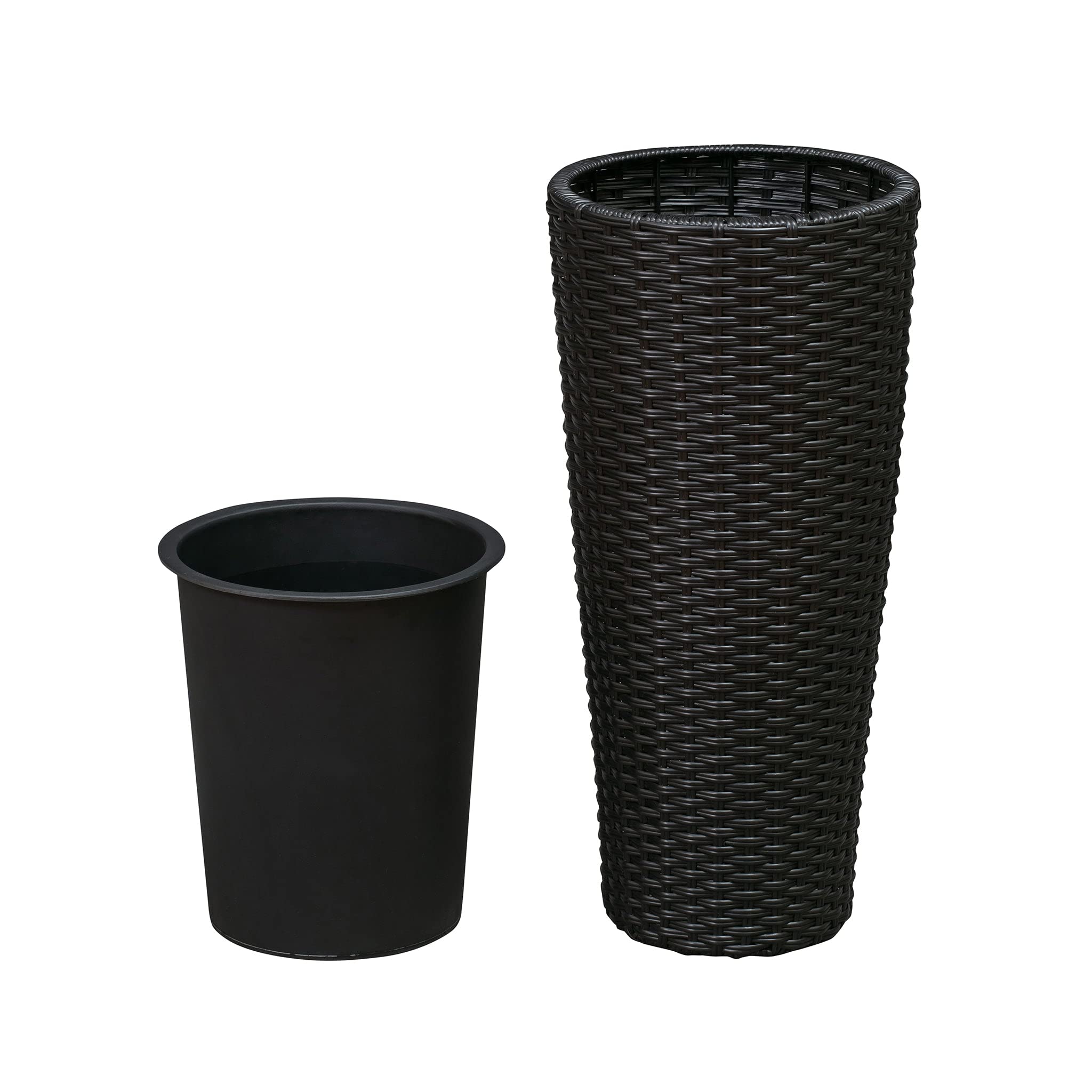 Removable liner pots simplify planting and cleanup