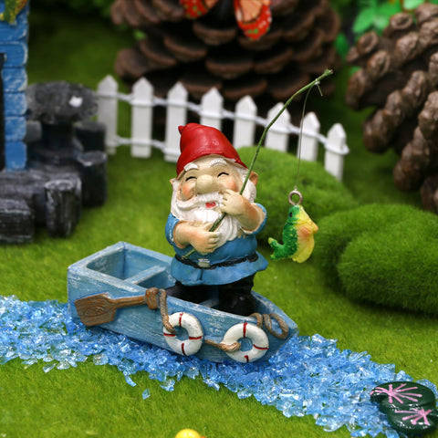 BangBangDa gnome boat accessory adds playful coastal touch to patios.