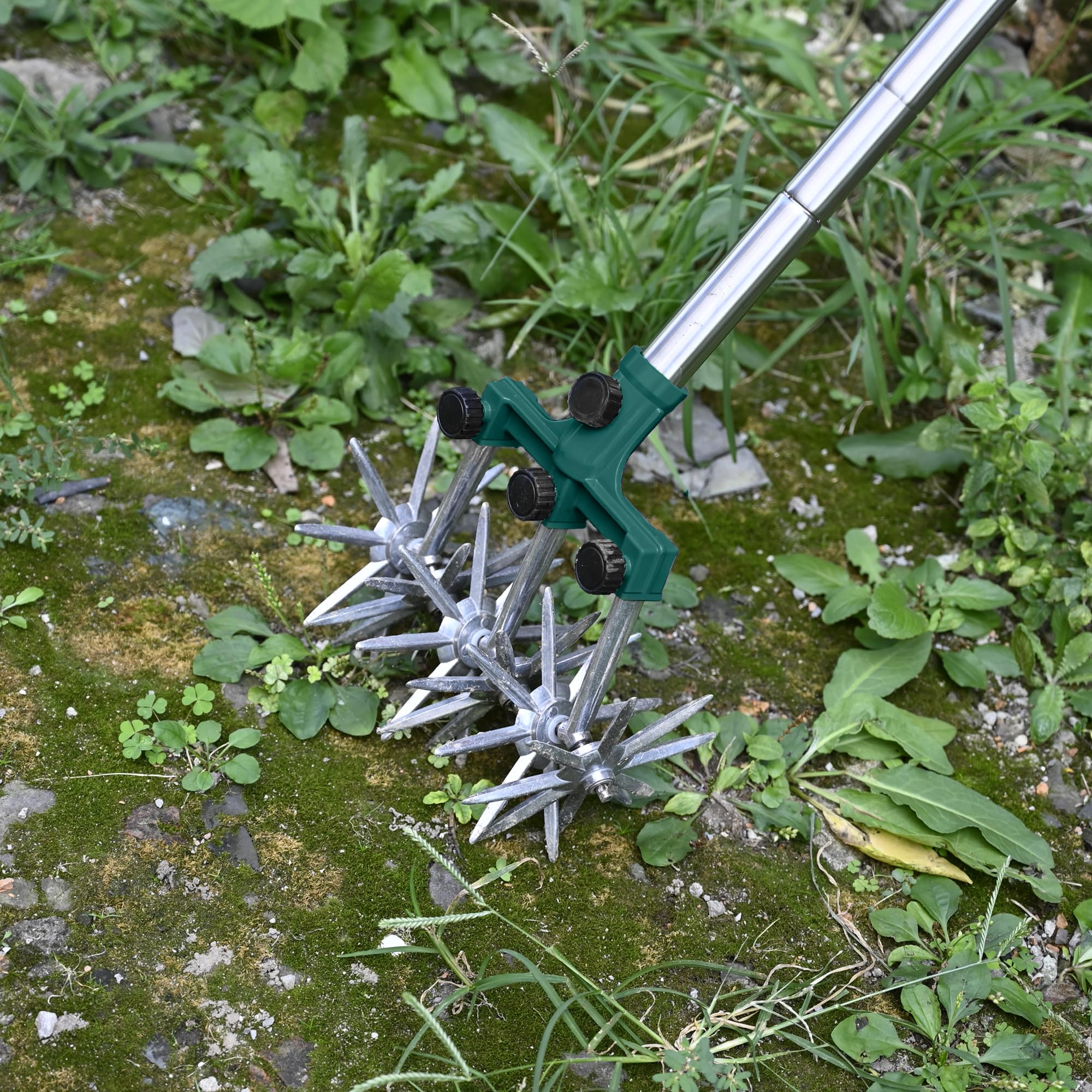 BARAYSTUS Rotary Cultivator tine-wheels offer three options for soil mixing.