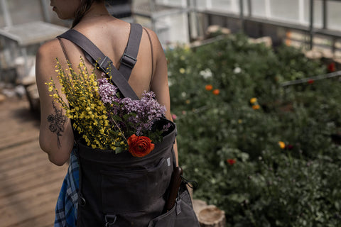Barebones Harvesting Bag with spacious interior for fruits and greens on hikes.