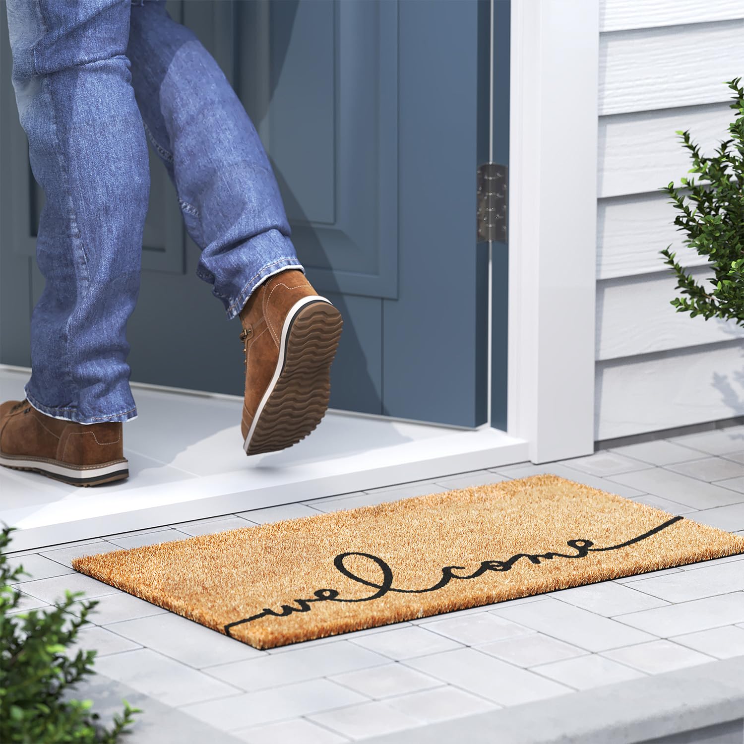 Barnyard Designs non-slip rubber backing keeps the mat securely in place