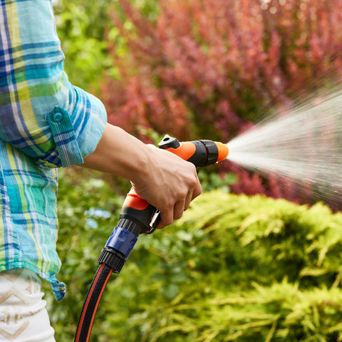 Bates Choice versatile watering attachments suit sprinklers and nozzles.