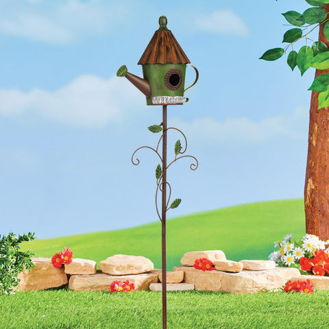 BAYN easy-assembly birdhouse stake for quick setup