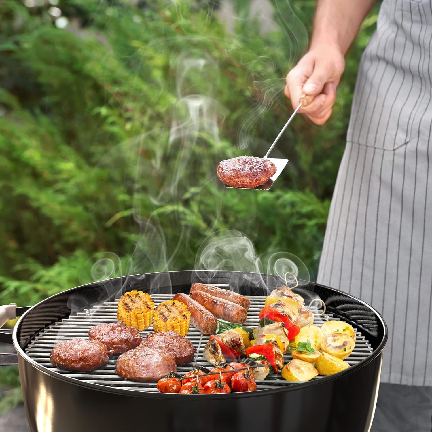 BBQ-Yummy smooth cleaning surface makes post-grill maintenance quick.