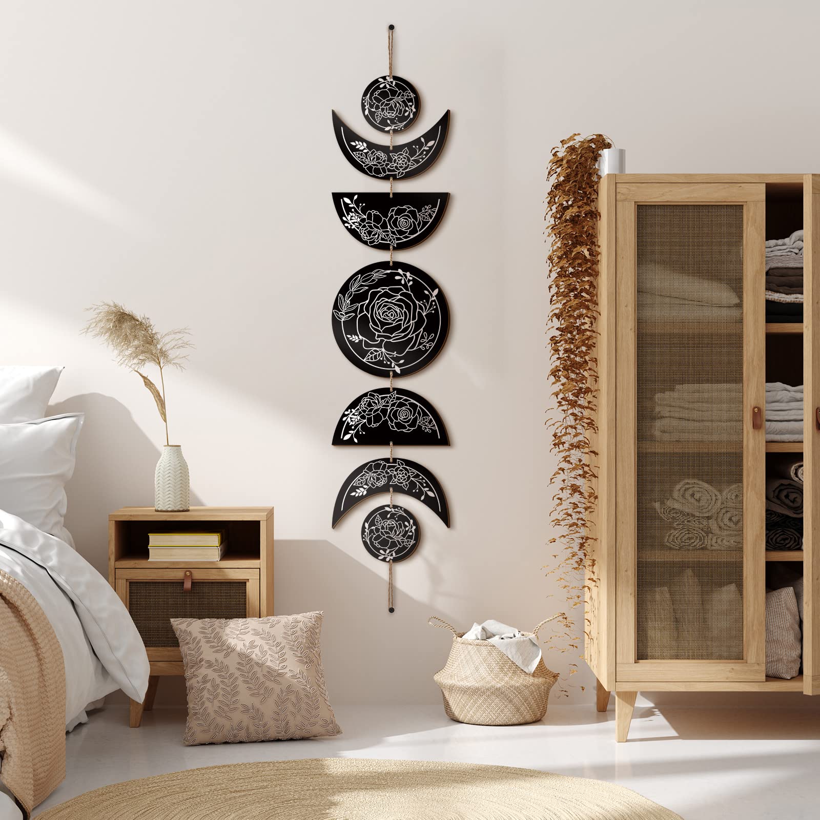 BBTO minimalist moon wall hanging suits small rooms
