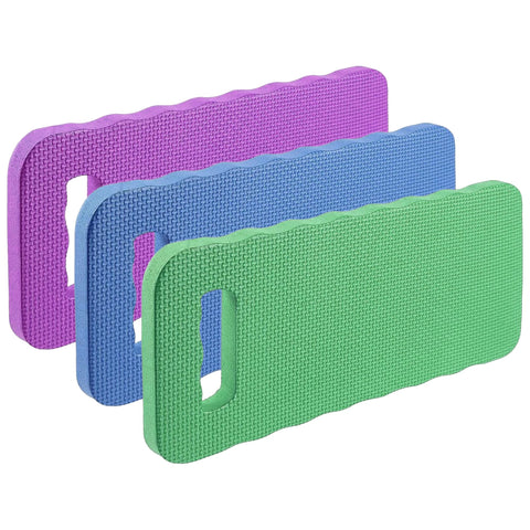 BEE COLINE foam kneeling pads provide comfortable knee protection for long gardening sessions.