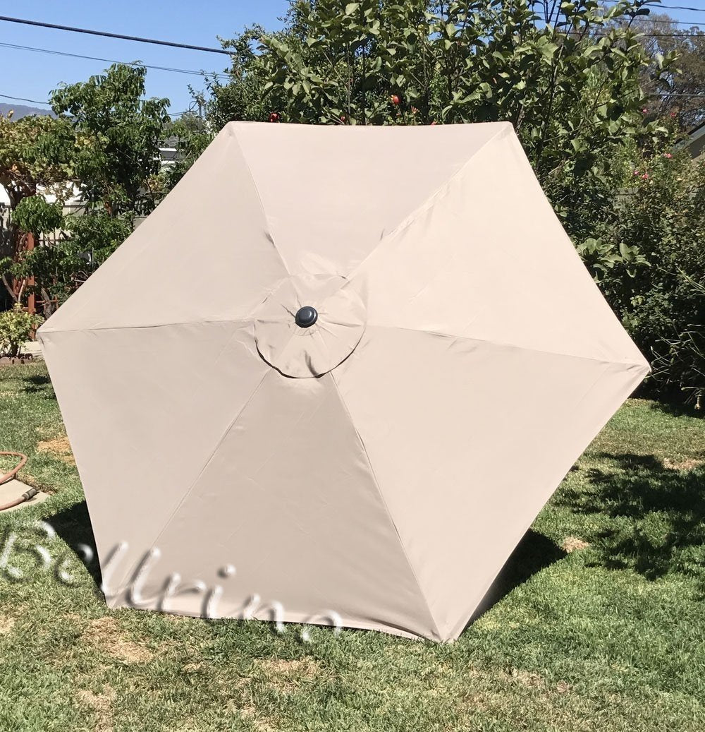 BellRINO universal-fit canopy demonstrates broad compatibility with most 9ft umbrellas.