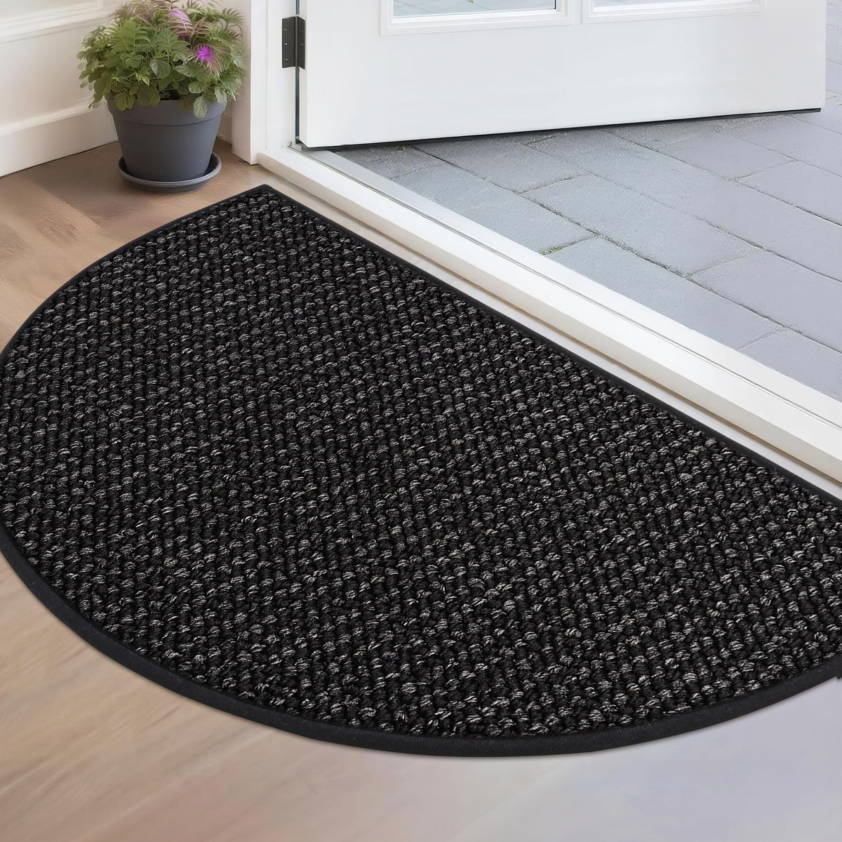 BEQHAUSE Dirt Trapper Door Mat at the front door traps dirt and keeps floors clean