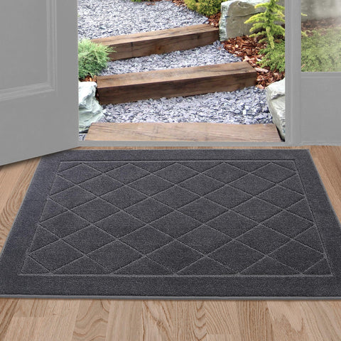 BEQHAUSE Dirt Trapper mat absorbs moisture quickly and traps dirt at the doorway for cleaner floors.
