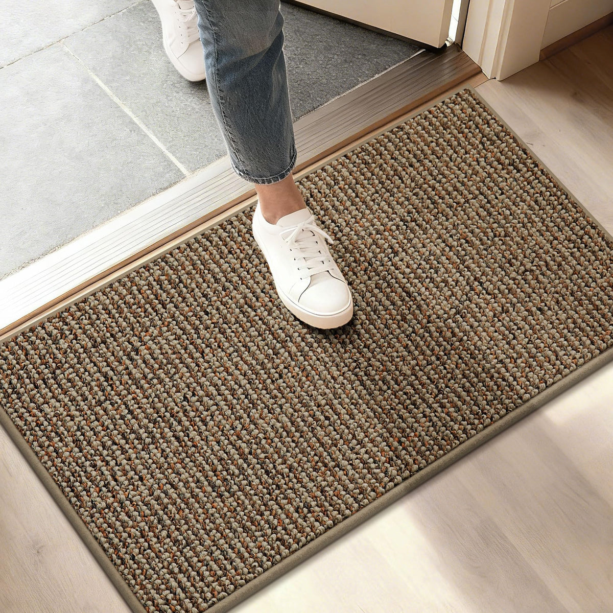 BEQHAUSE Dirt Trapper mat front door close-up with dense yarns trapping dirt and moisture