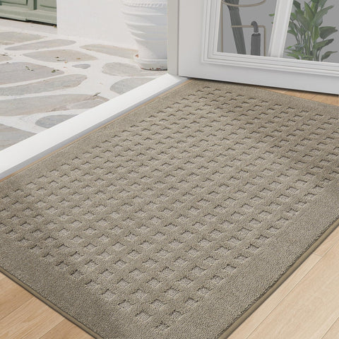 BEQHAUSE Dirt Trapper mat close-up shows dense waffle texture for dirt scraping