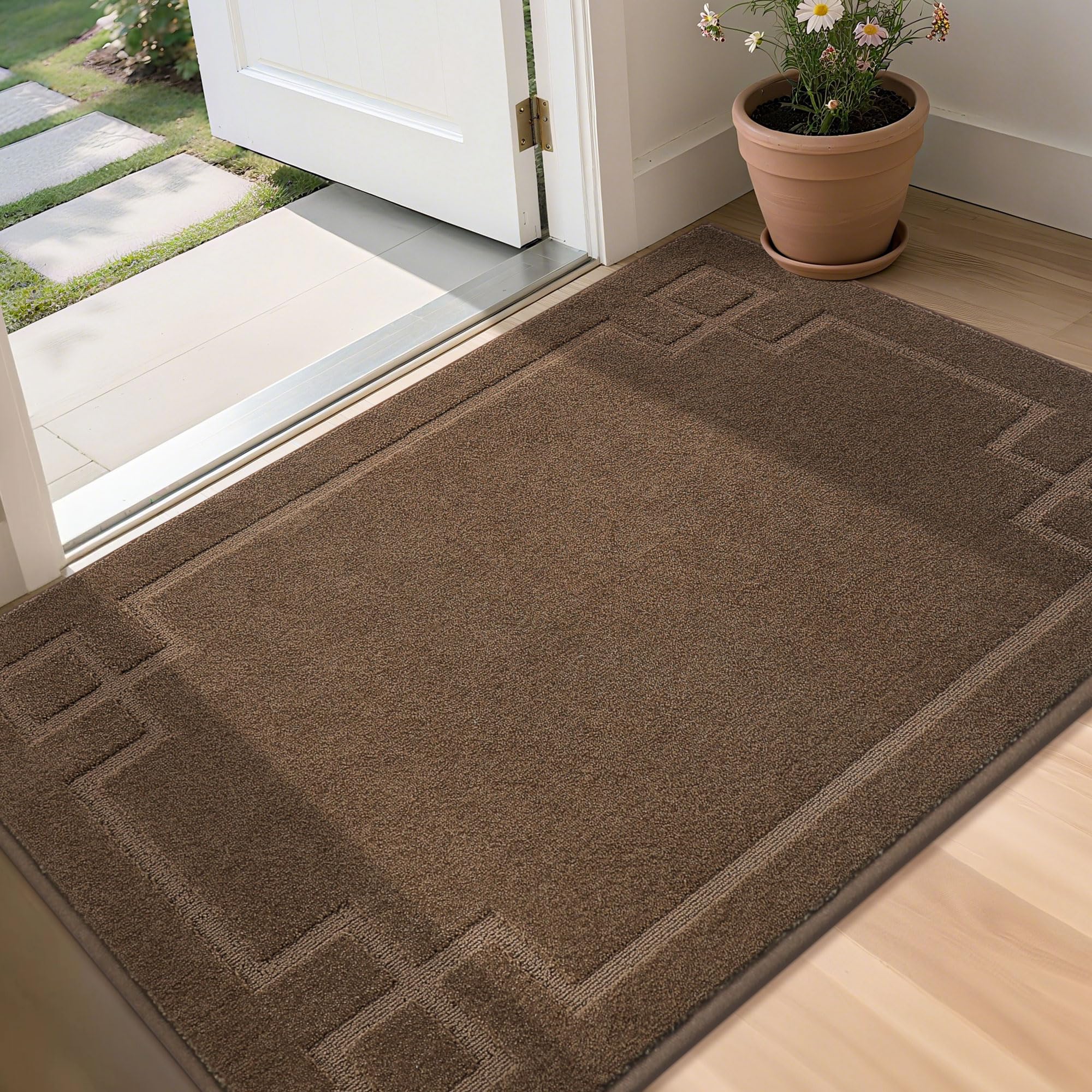 BEQHAUSE door mat front view in brown, low-profile design prevents door snag