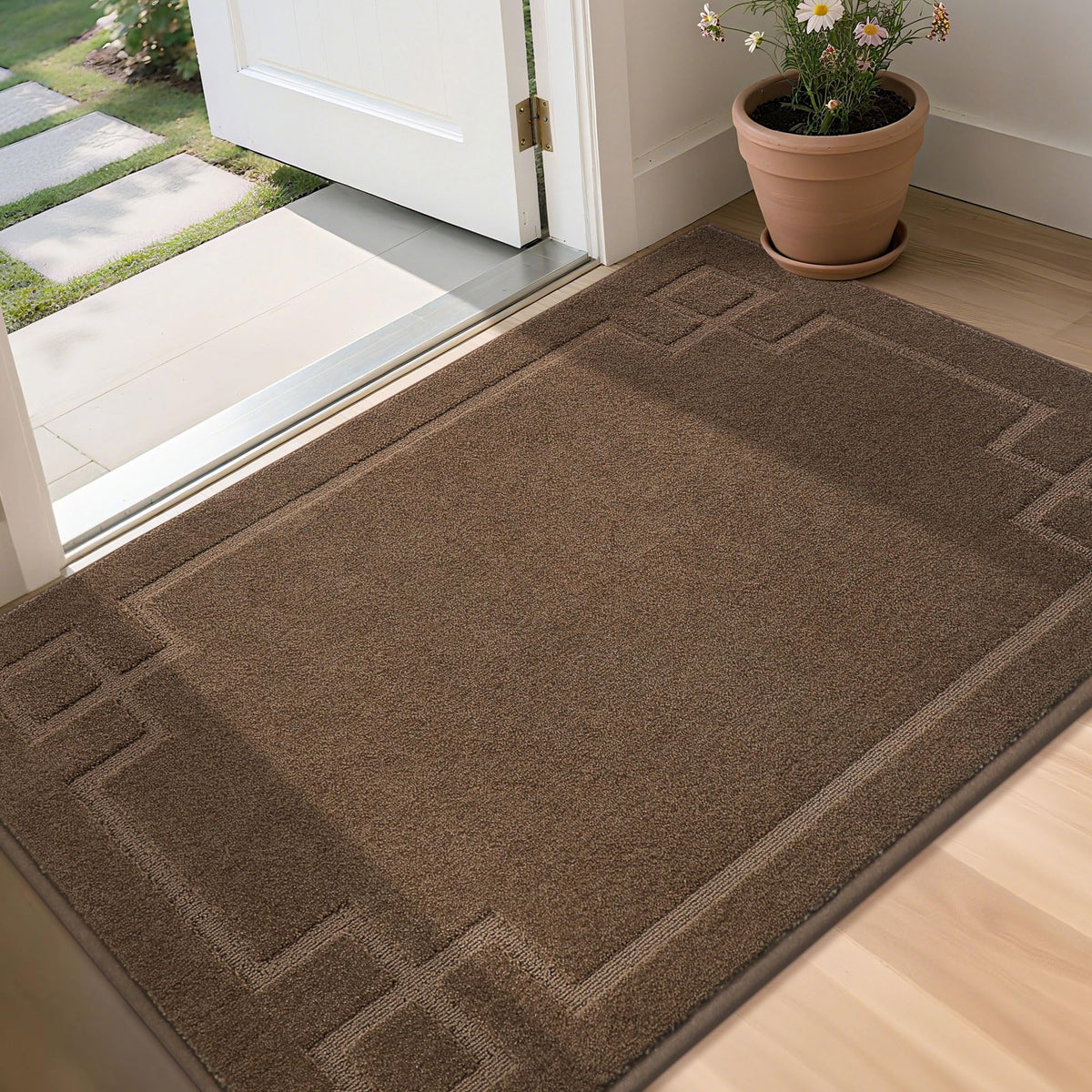 BEQHAUSE door mat front view in brown, low-profile design prevents door snag