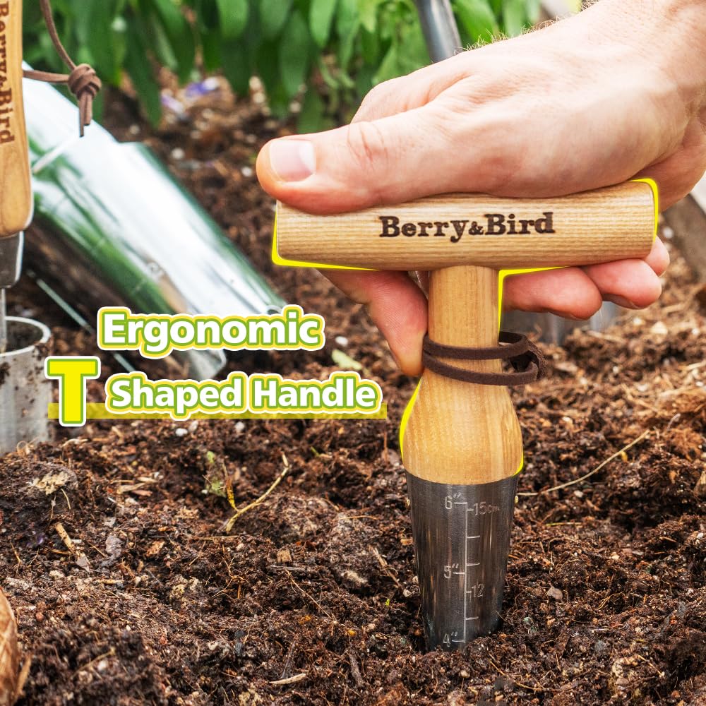 Berry&Bird hammer finish resists rust and soil moisture for longevity.