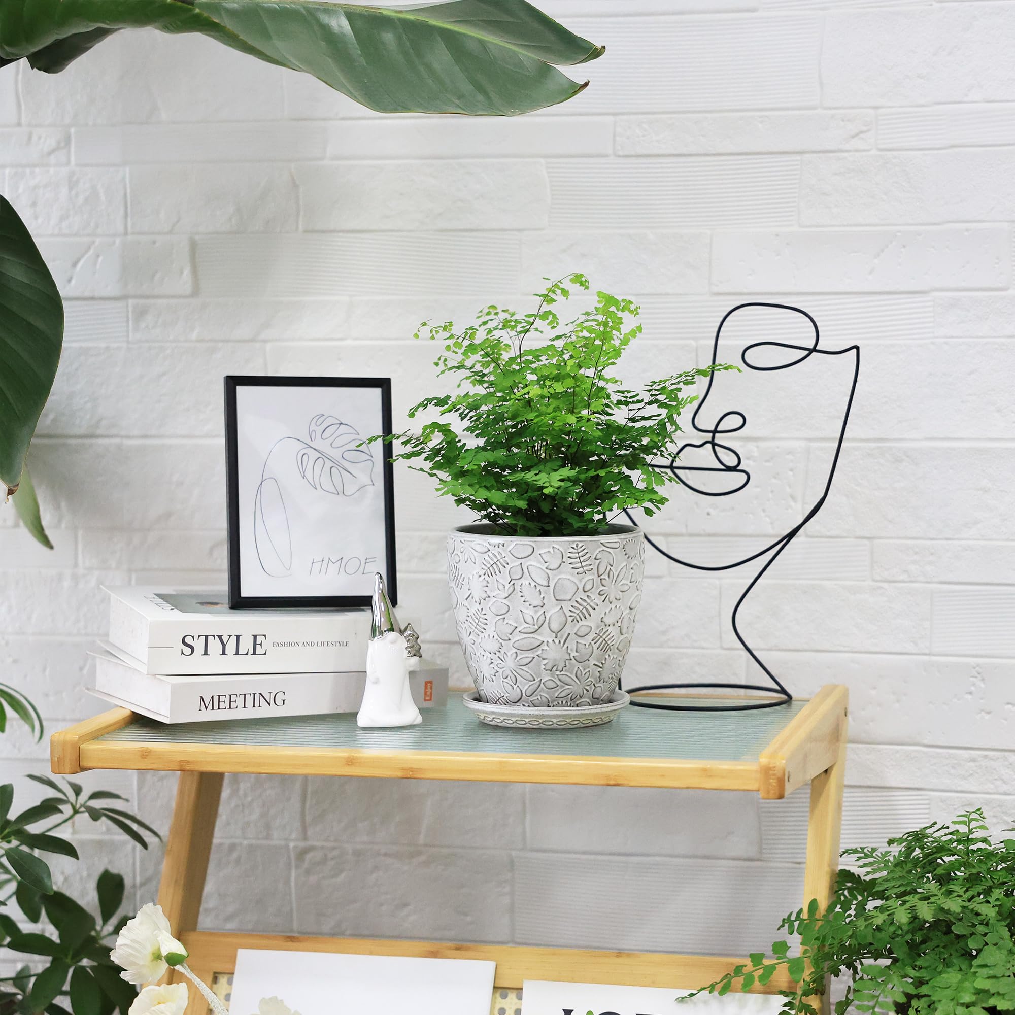 Bestseler ceramic planter set 2-pack ready for gifting or stacking.