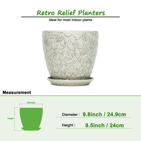 Bestseler removable saucer prevents leaks while keeping the pot neat.