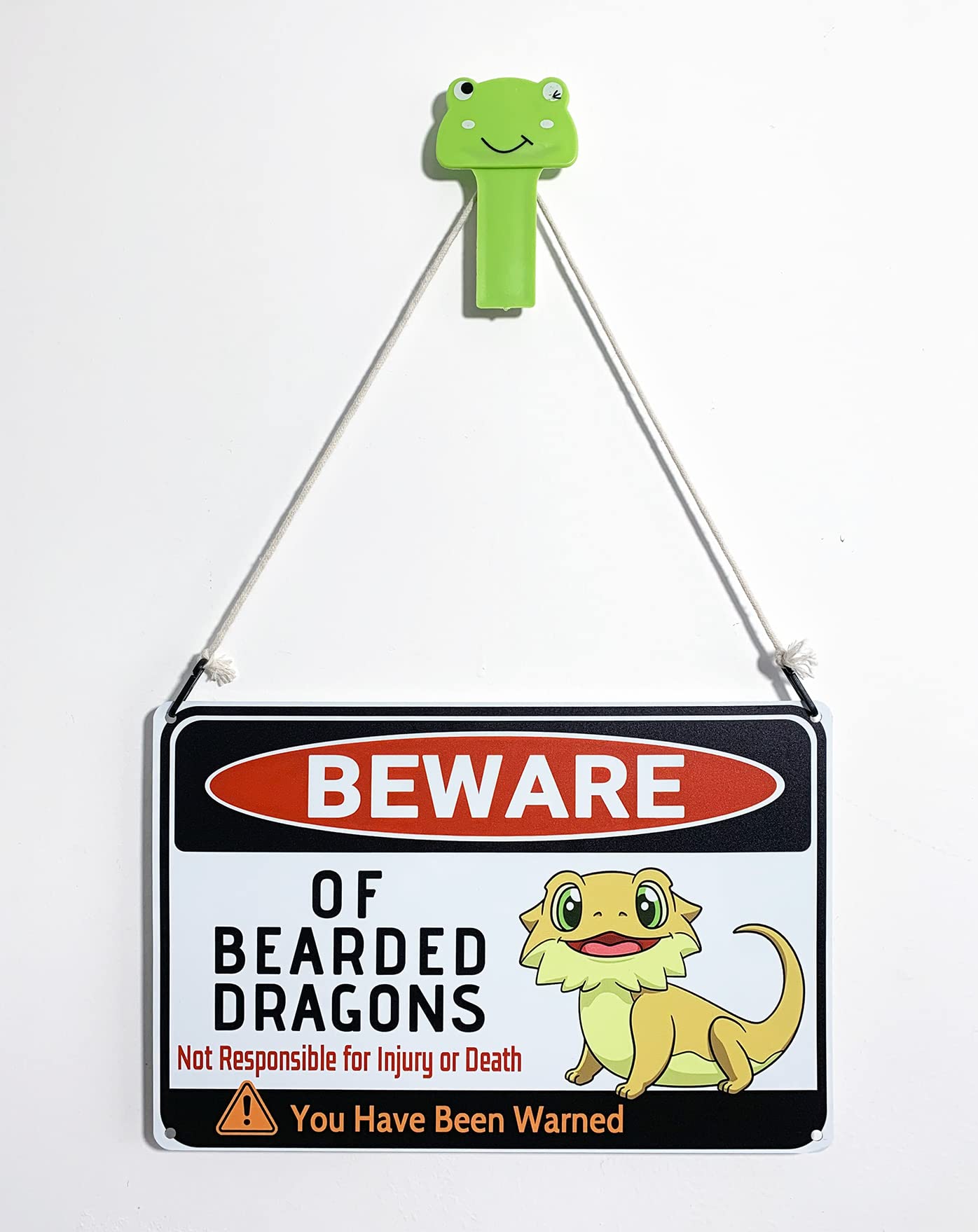 Bestylez Aluminum sign for durable reptile room decor in your space.