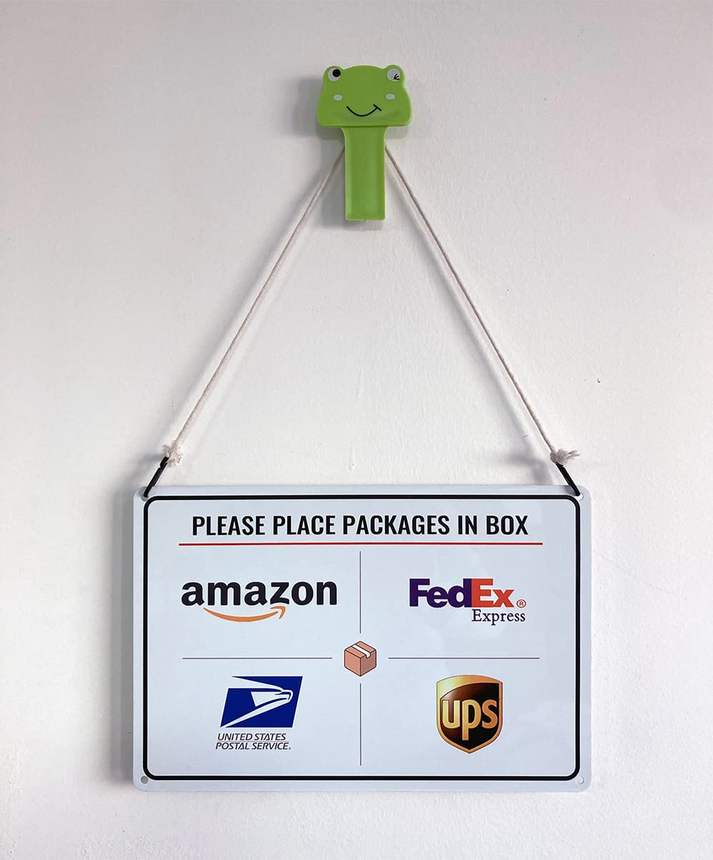 Bestylez aluminum delivery sign with bright colors withstands weather.