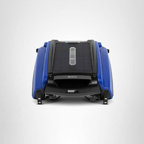 Betta SE solar skimmer blue housing in pool setting