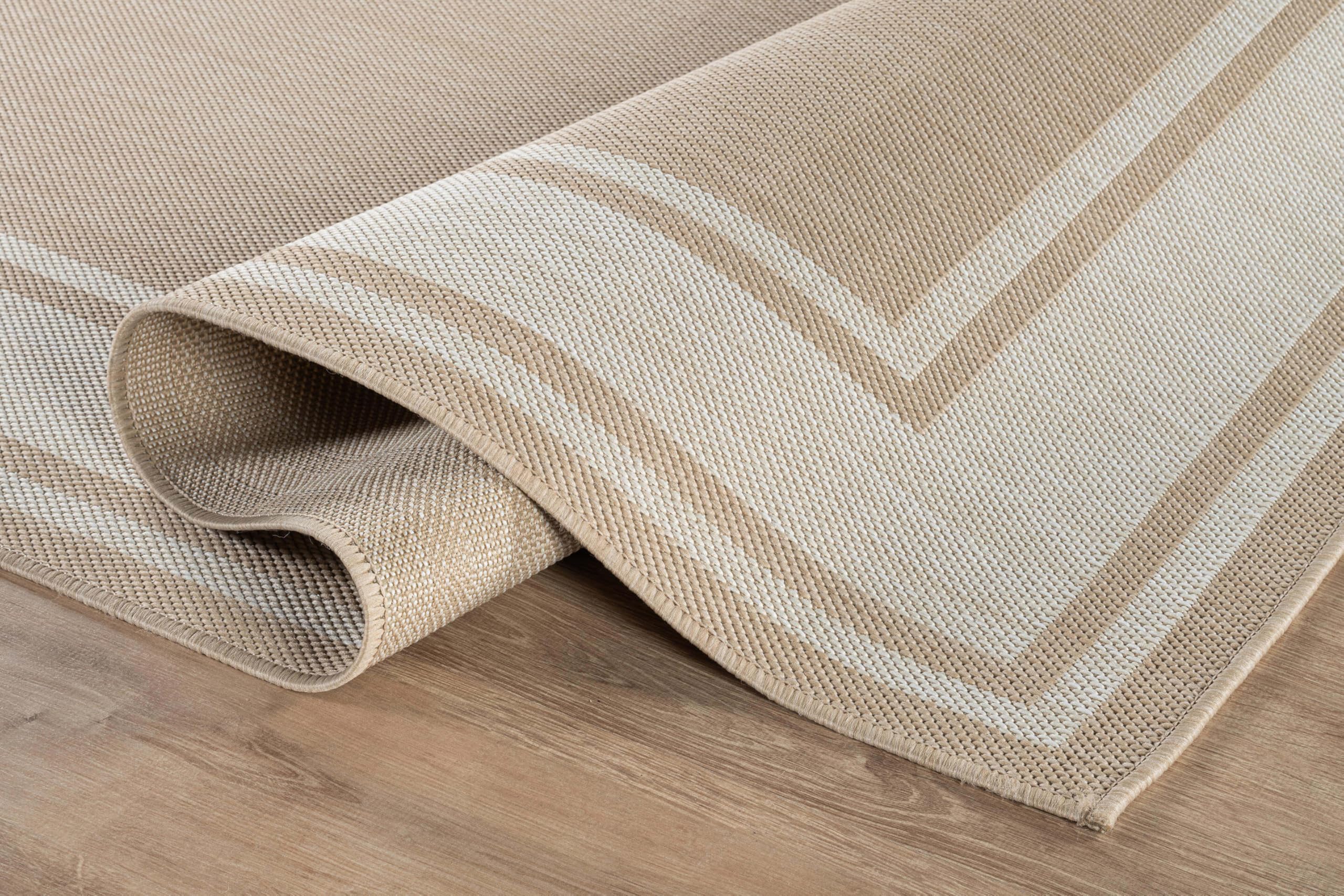 Beverly Rug weather-resistant outdoor rug endures sunlight and shower, protecting decks