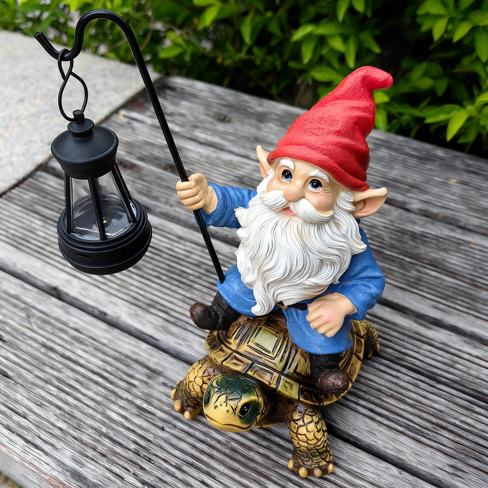 Bezseili lawn decor gnome statue for balcony or courtyard.