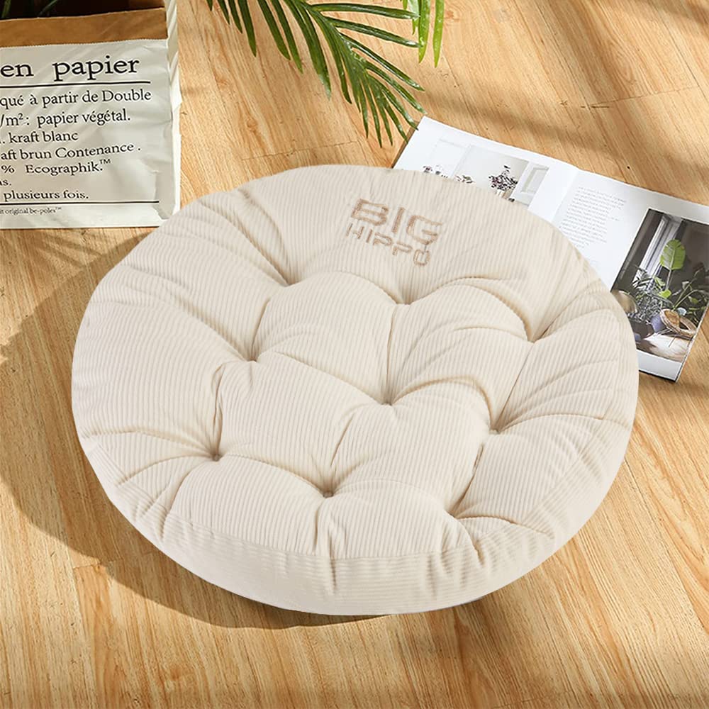 Big Hippo polyester filling closeup highlights supportive breathable interior