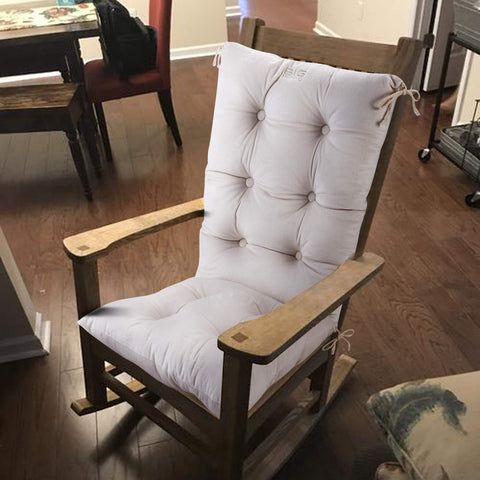 Big Hippo extra thick padding supports hips, legs, and spine during relaxation.