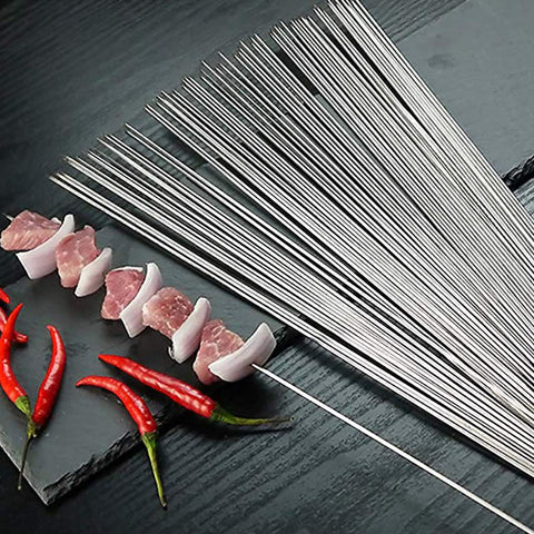BigOtters metal storage tube keeps skewers organized and portable.