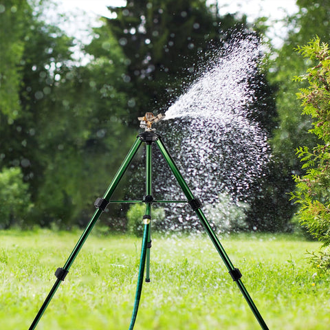 Biswing 360-degree rotation enables flexible watering patterns.