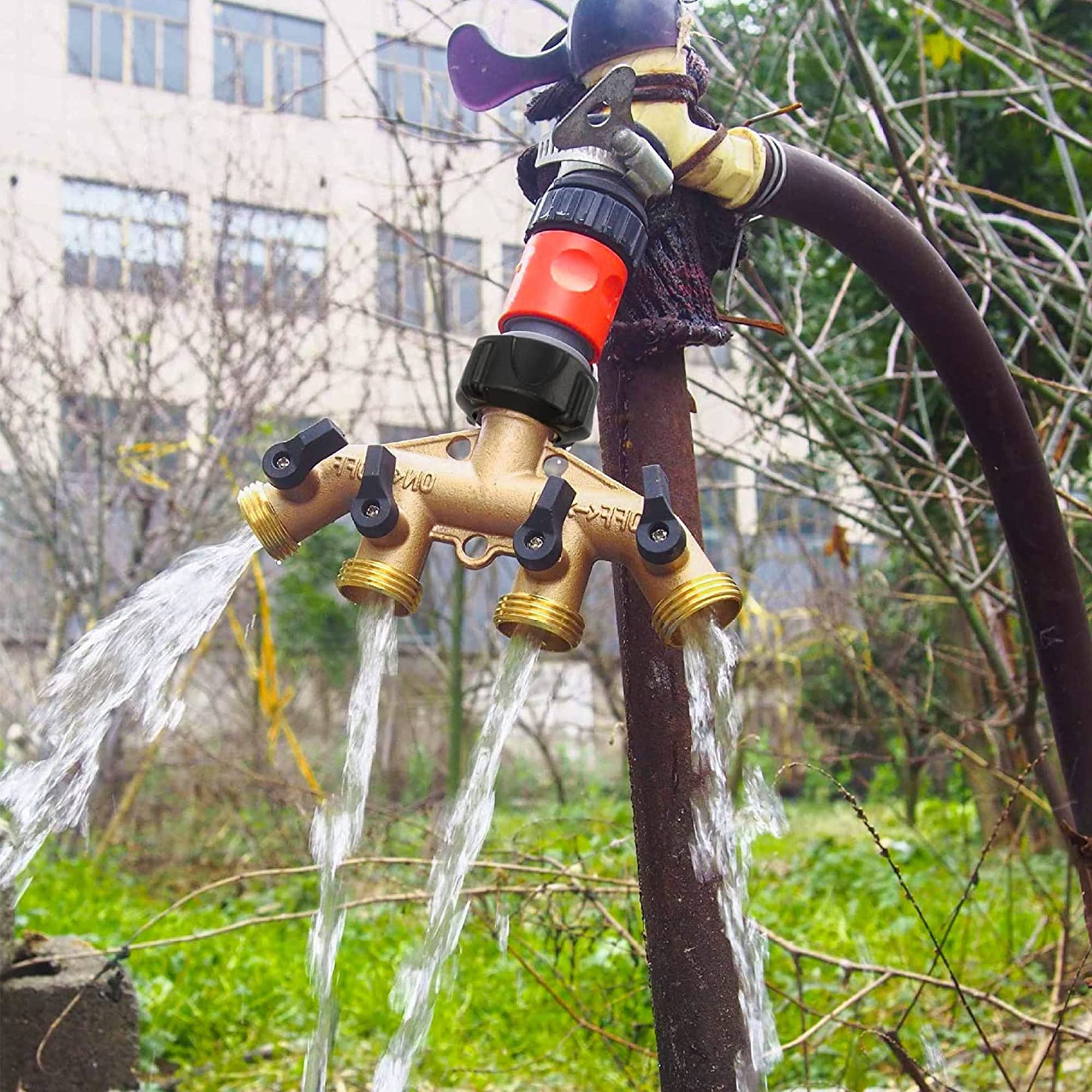 Biswing durable brass construction supports long-lasting outdoor use.